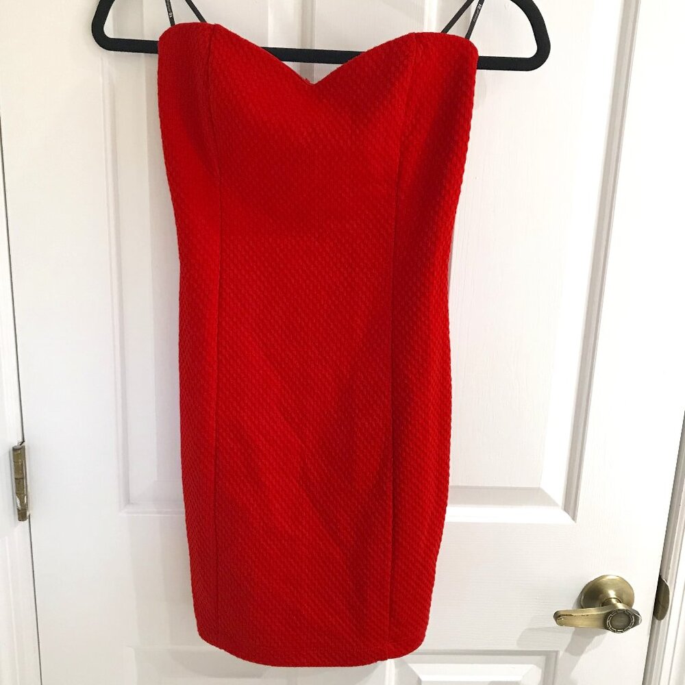 Forever 21 Red Strapless Cocktail Party Dress S/P